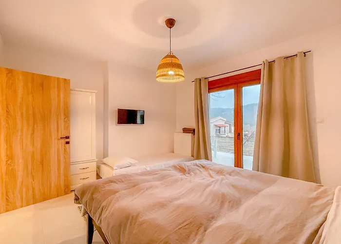 Oasis Acropolis Serres Next To Center